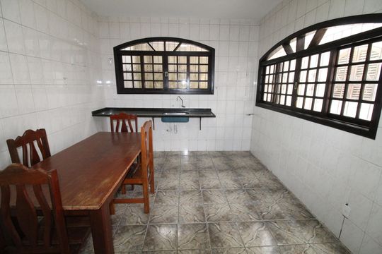 Cozinha de casa para alugar com 4 quartos, 170m² em Residencial Tatetuba, São José dos Campos
