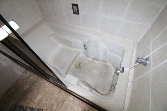Banheiro da Suíte 2 de casa para alugar com 4 quartos, 170m² em Residencial Tatetuba, São José dos Campos