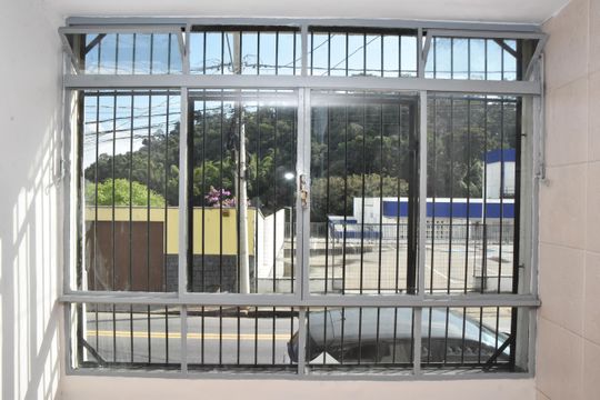Sala vista janela de casa à venda com 2 quartos, 159m² em Jardim Pacaembu, Jundiaí