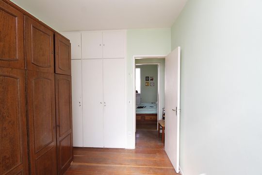 Quarto 1 de apartamento para alugar com 2 quartos, 80m² em Carlos Prates, Belo Horizonte