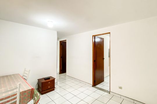 Sala de apartamento para alugar com 2 quartos, 56m² em Vila Silvia, São Paulo