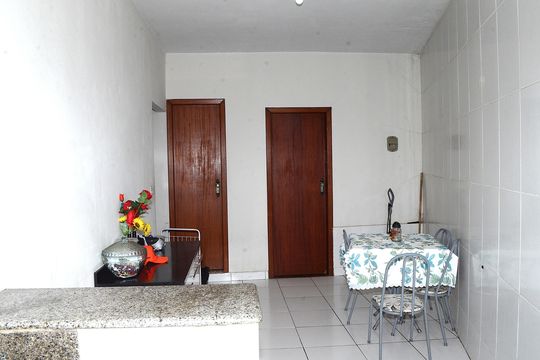 Copa de casa para alugar com 3 quartos, 100m² em Tupi, Belo Horizonte