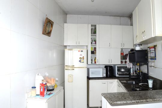 Cozinha de casa para alugar com 3 quartos, 100m² em Tupi, Belo Horizonte
