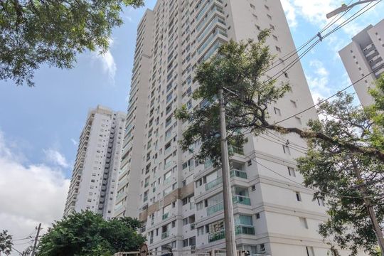 Fachada de apartamento à venda com 2 quartos, 90m² em Santo Amaro, São Paulo