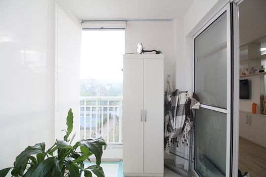 Varanda de apartamento à venda com 2 quartos, 73m² em Jardim Henriqueta, Taboão da Serra