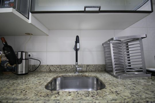 Cozinha de apartamento à venda com 2 quartos, 73m² em Jardim Henriqueta, Taboão da Serra