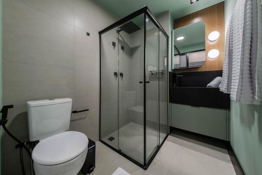 Banheiro de kitnet/studio à venda com 1 quarto, 32m² em Paraíso, São Paulo