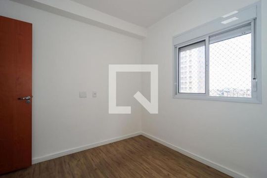 Quarto de apartamento à venda com 2 quartos, 44m² em Jardim Boa Vista (Zona Oeste), Osasco
