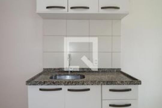 Cozinha de apartamento à venda com 2 quartos, 44m² em Jardim Boa Vista (Zona Oeste), Osasco