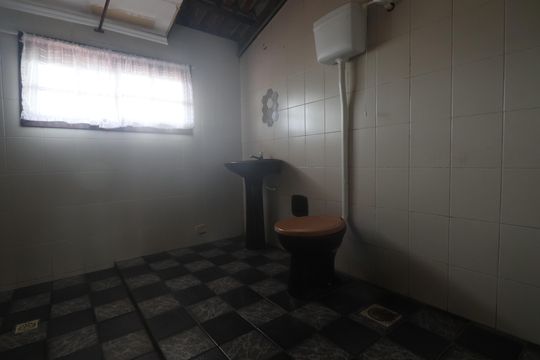Banheiro  de apartamento para alugar com 3 quartos, 65m² em Rio Branco, Canoas