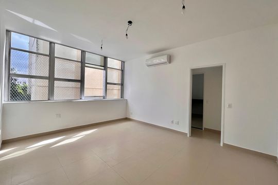 Sala de apartamento à venda com 3 quartos, 80m² em Ipanema, Rio de Janeiro