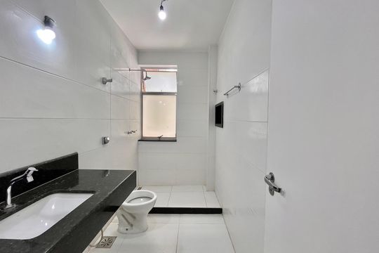 Banheiro da Suíte de apartamento à venda com 3 quartos, 80m² em Ipanema, Rio de Janeiro