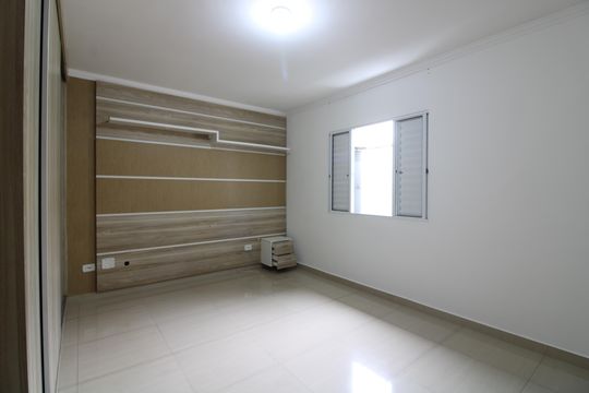Suíte 2 de casa para alugar com 2 quartos, 100m² em Jardim Popular, São Paulo