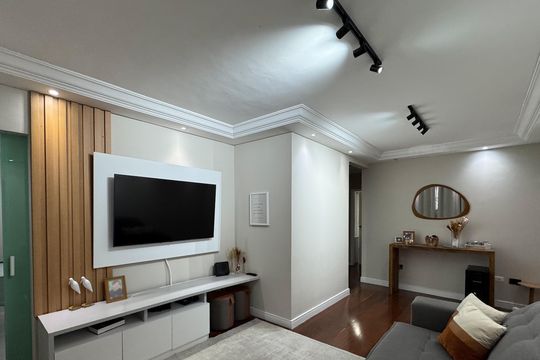 Casa à venda com 3 quartos, 203m² em Baeta Neves, São Bernardo do Campo