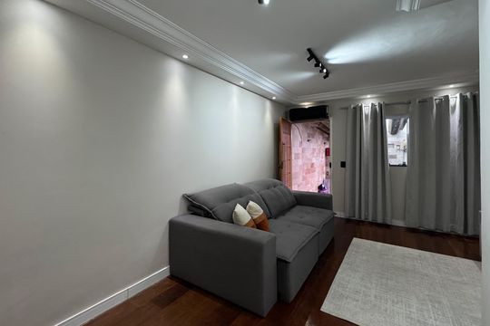 Sala de casa à venda com 3 quartos, 203m² em Baeta Neves, São Bernardo do Campo