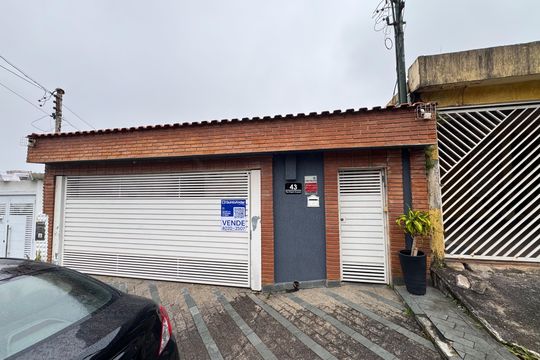Fachada de casa à venda com 3 quartos, 203m² em Baeta Neves, São Bernardo do Campo