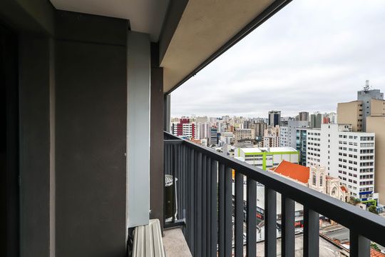 Varanda de kitnet/studio para alugar com 1 quarto, 19m² em Liberdade, São Paulo