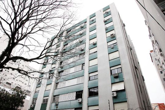 Fachada de apartamento à venda com 3 quartos, 93m² em Santana, Porto Alegre