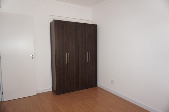 Quarto de apartamento para alugar com 2 quartos, 82m² em Parque Esplanada, Embu das Artes