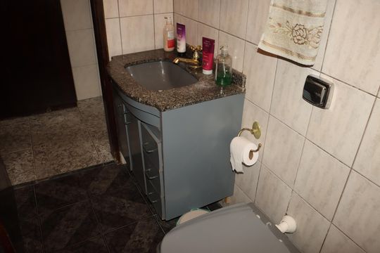 Casa à venda com 5 quartos, 140m² em Vila Tolstoi, São Paulo