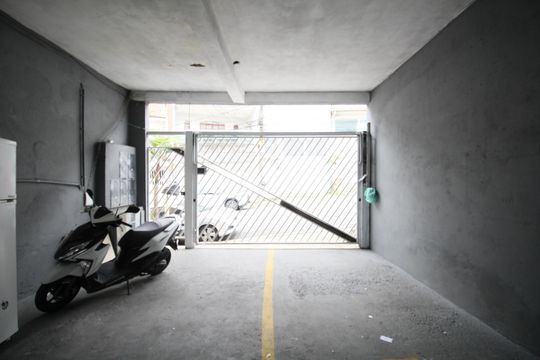 Garagem de casa para alugar com 4 quartos, 168m² em Parque das Cigarreiras, Taboão da Serra