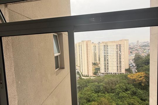 Vista de apartamento à venda com 2 quartos, 57m² em Umuarama, Osasco