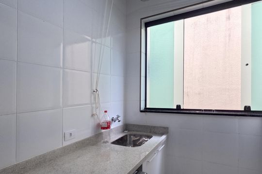 Área de Serviço - 1º Piso de casa para alugar com 3 quartos, 174m² em Embaré, Santos
