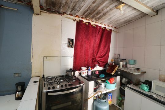 Cozinha de casa para alugar com 1 quarto, 33m² em Vila Ema, São Paulo