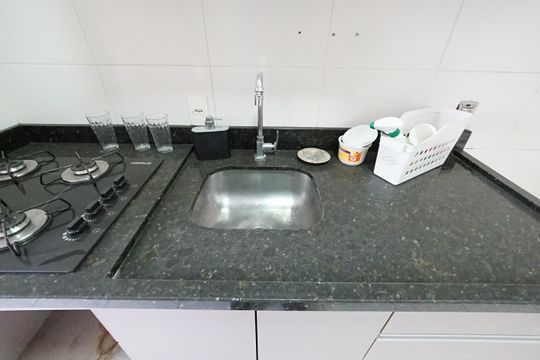 Cozinha de apartamento para alugar com 3 quartos, 63m² em Liberdade, São Paulo