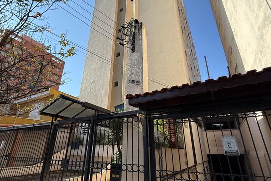 Fachada de apartamento para alugar com 1 quarto, 50m² em Barra Funda, São Paulo