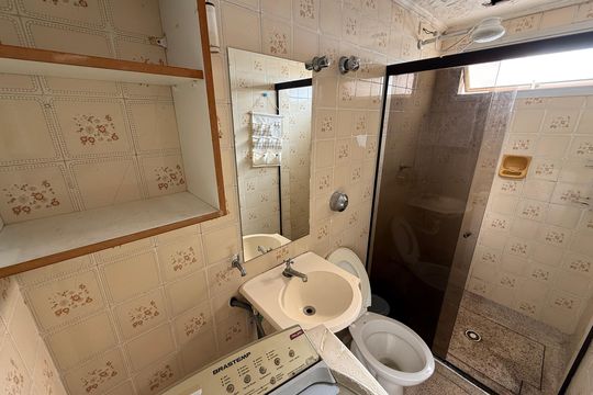 Banheiro social de apartamento para alugar com 1 quarto, 50m² em Barra Funda, São Paulo