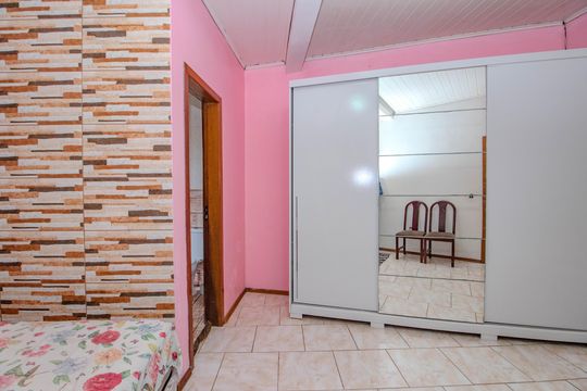 Suíte de casa para alugar com 2 quartos, 120m² em Sarandi, Porto Alegre