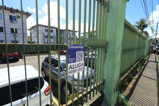 Placa de apartamento para alugar com 3 quartos, 65m² em Cabula Vi, Salvador