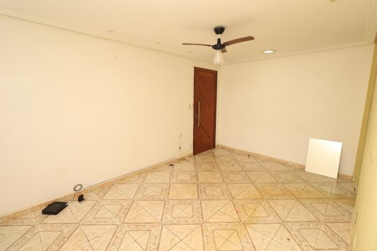 Sala de apartamento para alugar com 3 quartos, 65m² em Cabula Vi, Salvador