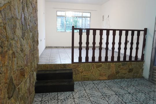 Casa para alugar com 2 quartos, 50m² em Jardim das Oliveiras, São Paulo