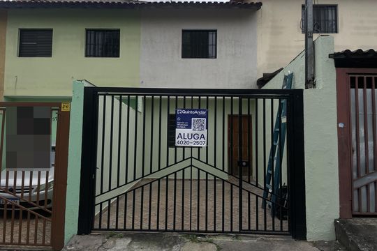 Fachada+Placa de casa para alugar com 2 quartos, 80m² em Jardim Ipanema (cidade Lider), São Paulo