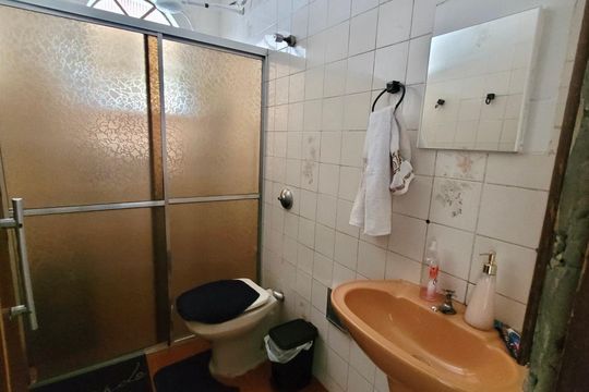 Banheiro de casa para alugar com 2 quartos, 100m² em São Cristóvão, Belo Horizonte