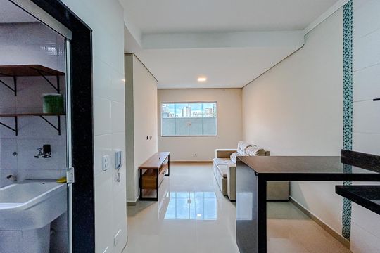 Cozinha de casa de condomínio para alugar com 2 quartos, 65m² em Vila Carrão, São Paulo