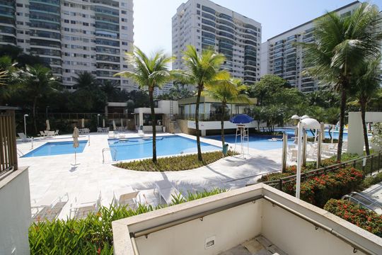 Área comum - Piscina de apartamento para alugar com 2 quartos, 78m² em Barra Olímpica, Rio de Janeiro