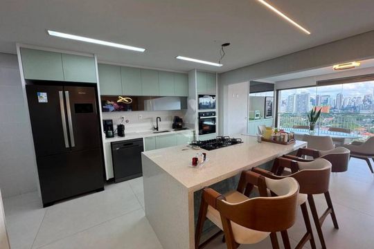 Apartamento à venda com 3 quartos, 149m² em Indianópolis, São Paulo