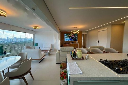Apartamento à venda com 3 quartos, 149m² em Indianópolis, São Paulo