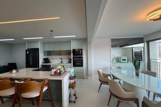 Apartamento à venda com 3 quartos, 149m² em Indianópolis, São Paulo