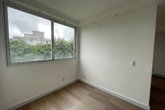 Sala de apartamento à venda com 2 quartos, 46m² em Ipanema, Porto Alegre