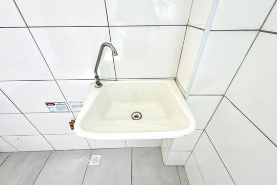 Cozinha e Área de Serviço de apartamento à venda com 2 quartos, 42m² em Sapucaia Ii, Contagem