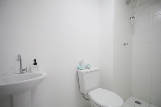 Banheiro da Suíte de apartamento para alugar com 1 quarto, 28m² em Morumbi, São Paulo