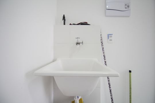 Sala/Cozinha de apartamento para alugar com 1 quarto, 28m² em Morumbi, São Paulo