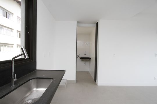 Cozinha de apartamento à venda com 3 quartos, 78m² em Gutierrez, Belo Horizonte