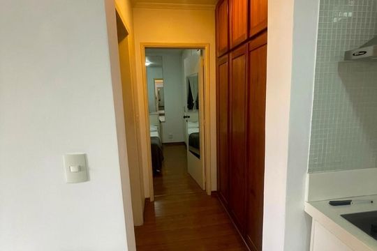 Corredor de apartamento para alugar com 1 quarto, 42m² em Jardim Paulista, São Paulo