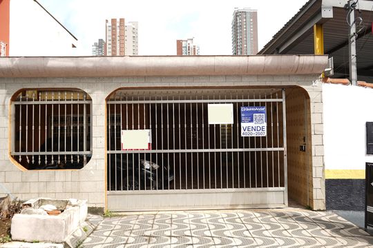 Fachada de casa à venda com 3 quartos, 250m² em Tatuapé, São Paulo