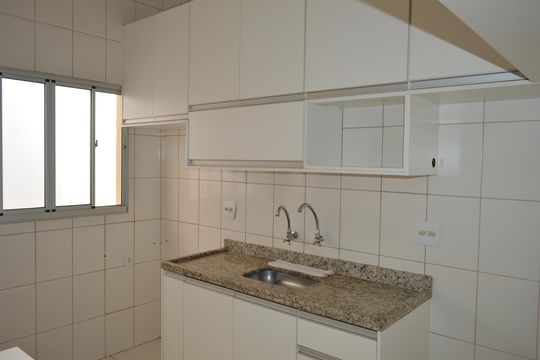 Cozinha de casa para alugar com 3 quartos, 120m² em Jardim Manoel Penna, Ribeirão Preto